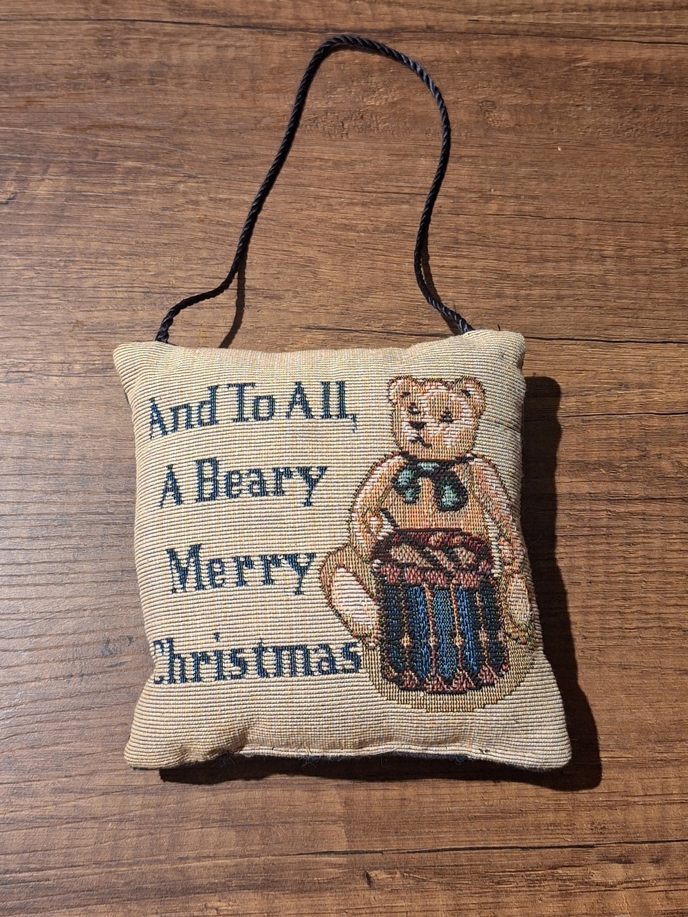Vintage Holiday Teddy Bear Tapestry Decorative Hanging Pillow - Beige